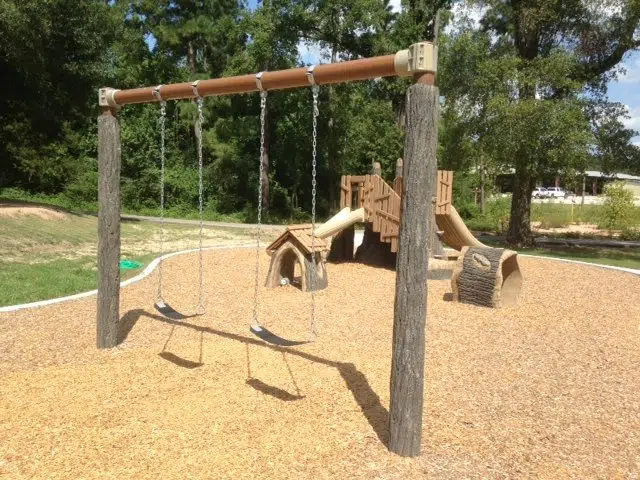 1 Bay Bark Swing